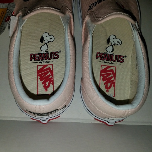 Peanuts Vans Snoopy and Lucy Smack PRICE REDUCED - Picture 3 of 6